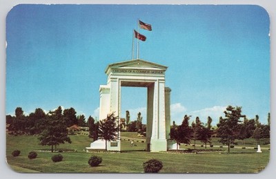 Vintage Peace Arch Blaine WA Dextone Postcard US Canada Border Kodachrome