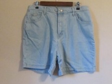 VINTAGE DENIM RIDERS LADIES SHORTS SIZE 16.