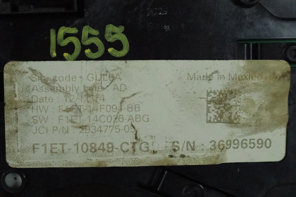 Ford Focus 2015 cabezal de instrumento velocímetro medidor panel fabricante de equipos originales sin circular millas Foto 4 de 4