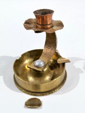Kerzenst&auml;nder aus Messingkartusche, Bodendurchmesser 11cm, Nachkriegsanfertigung