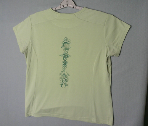 Columbia Titanium T Shirt Women XL Light Green Floral Hiking Wicking Performance