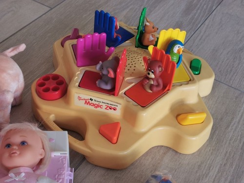 Konvolut Spielzeug Spielsachen Miracle Baby Puppe Haus Kuscheltier Magic Zoo - Bild 3 von 17