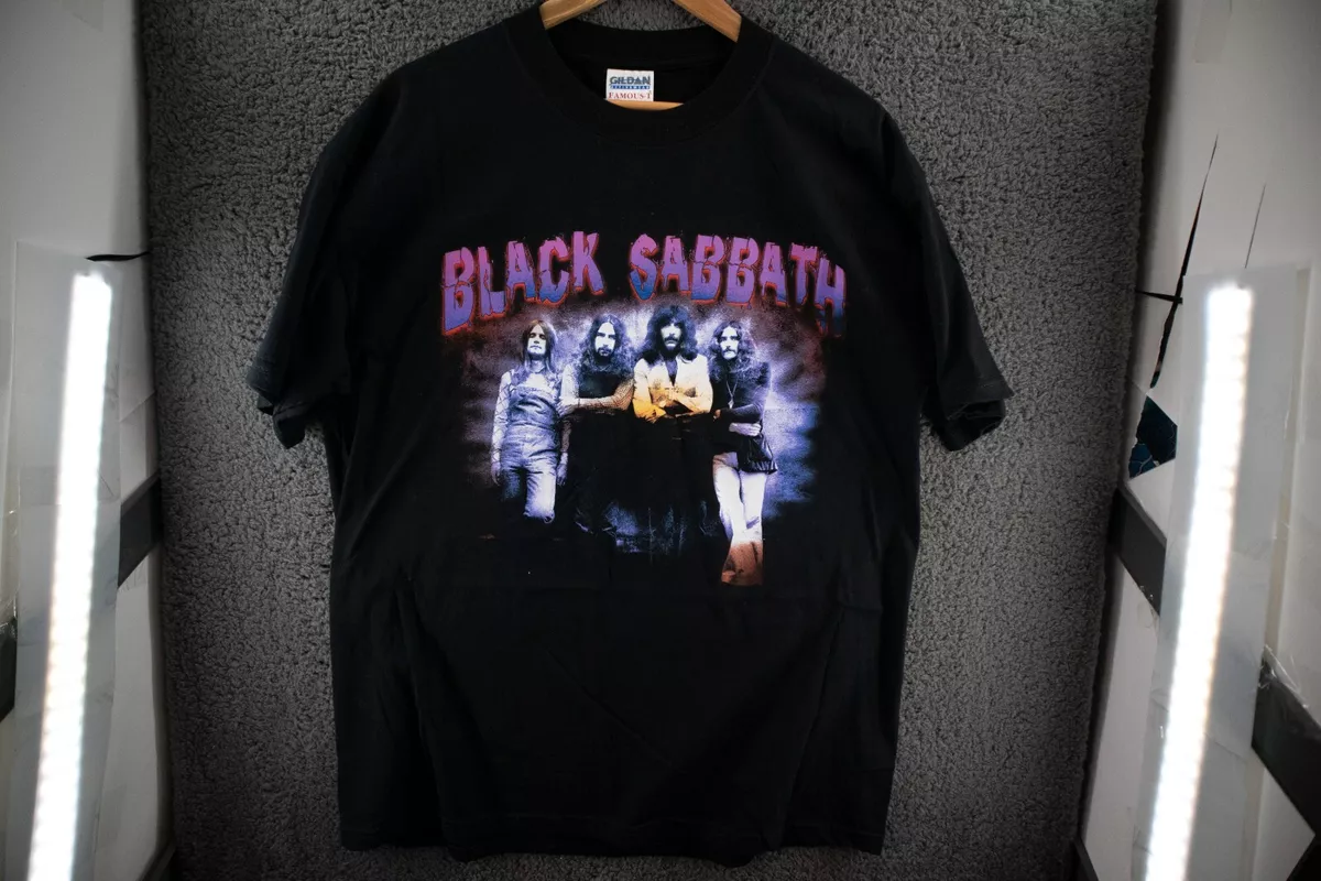 Vintage 2001 Listen To Black Sabbath T Shirt Size XL Gildan Famous