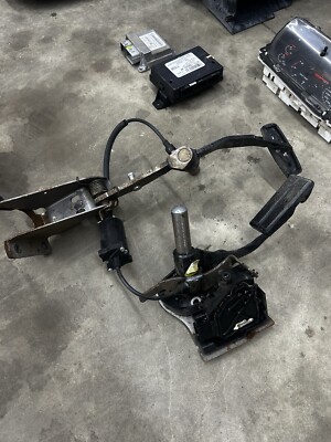 99-07 Adjustable Brake And Throttle Lever Set. Will Separate Upon Request 