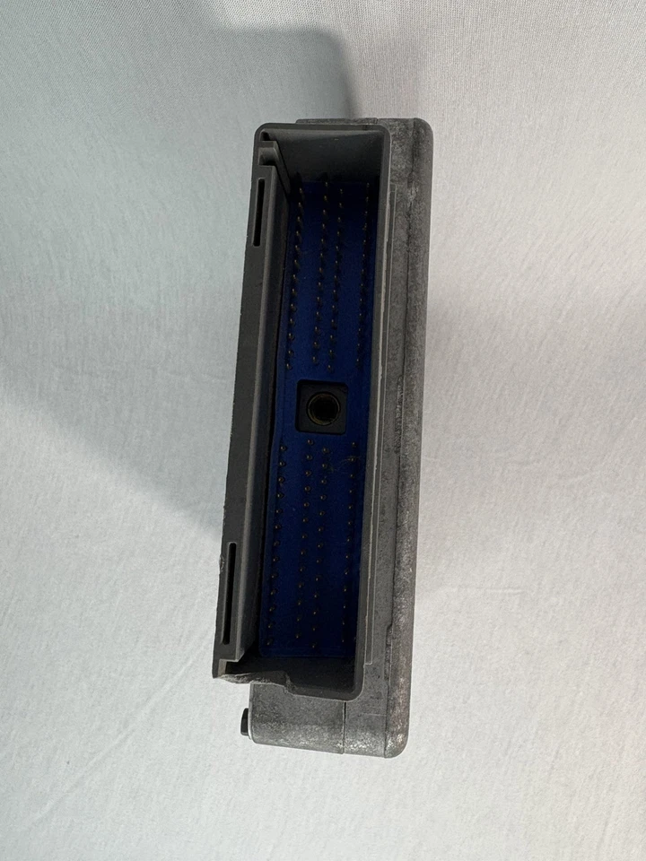 Unidad de computadora de motor Ford Mustang GT V8 1997 4,6 ECU M/T F6ZF12A650KE ZXA4 Foto 4 de 4