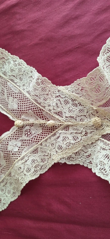 Antiguo hermoso collar de encaje victoriano hecho a mano perfecto Foto 2 de 4