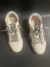Women's Size 6 Vintage Havana Sneakers Silver Star gold sides New w/tag
