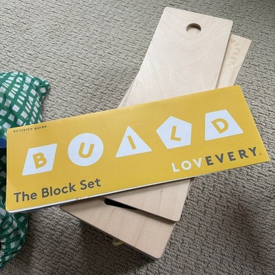 LOVEVERY The Block Shape Wooden Montessori Kids 68 pieces