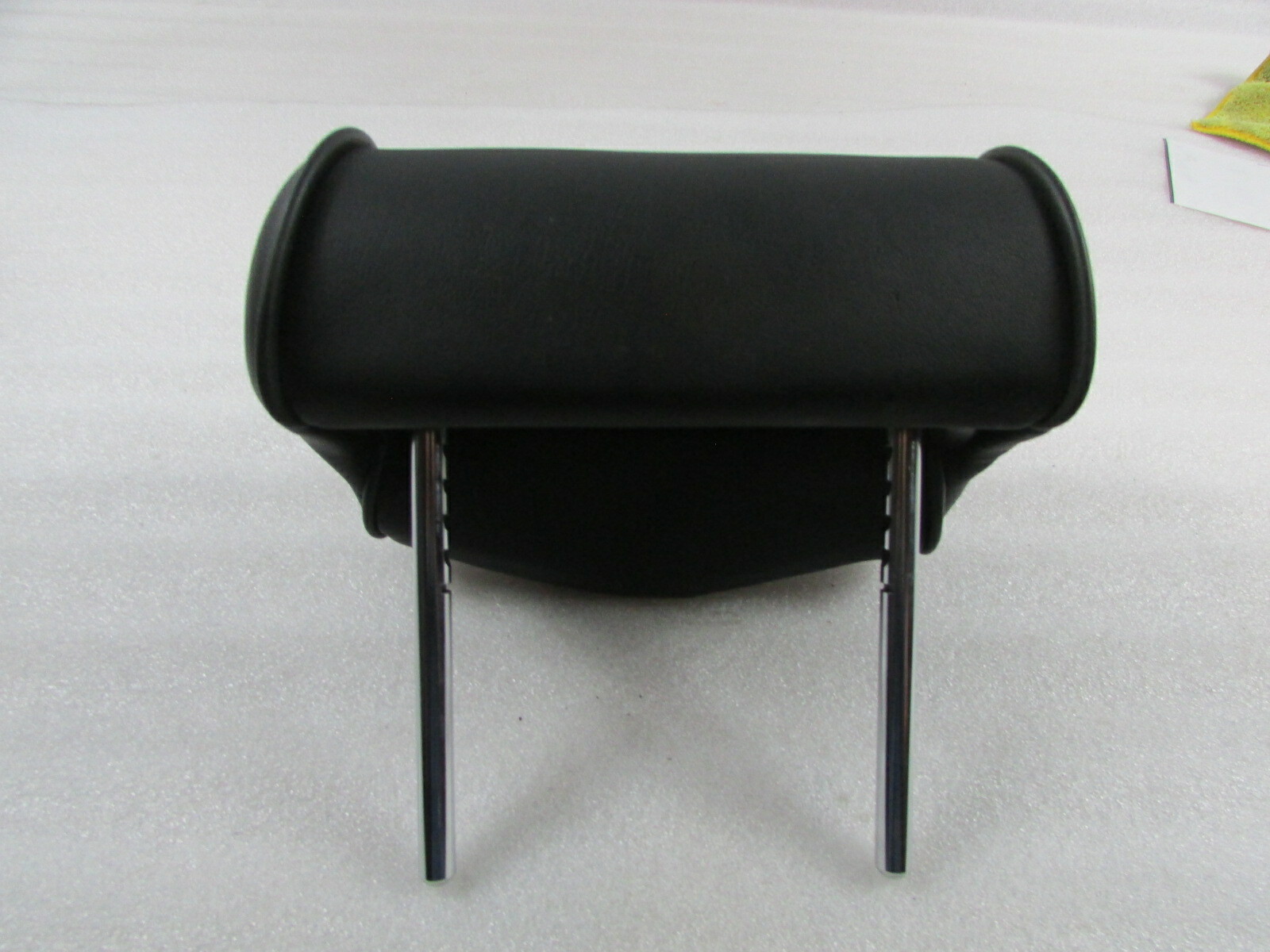 Maserati Quattroporte, Rear Side Seat Headrest, Black, Used