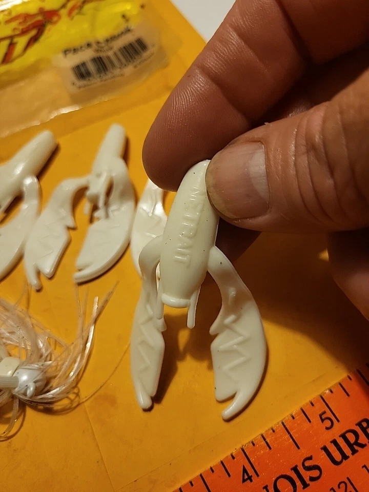 NETBAIT PACA CHUNK WHITE 6 шт. w/(2) Jigheads - мягкий пластиковый рыболовная приманка - Изображение 2 из 3