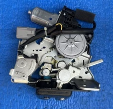 14-17 Jeep Grand Cherokee Rear Tailgate Door Power Motor Lock Latch Actuator OEM