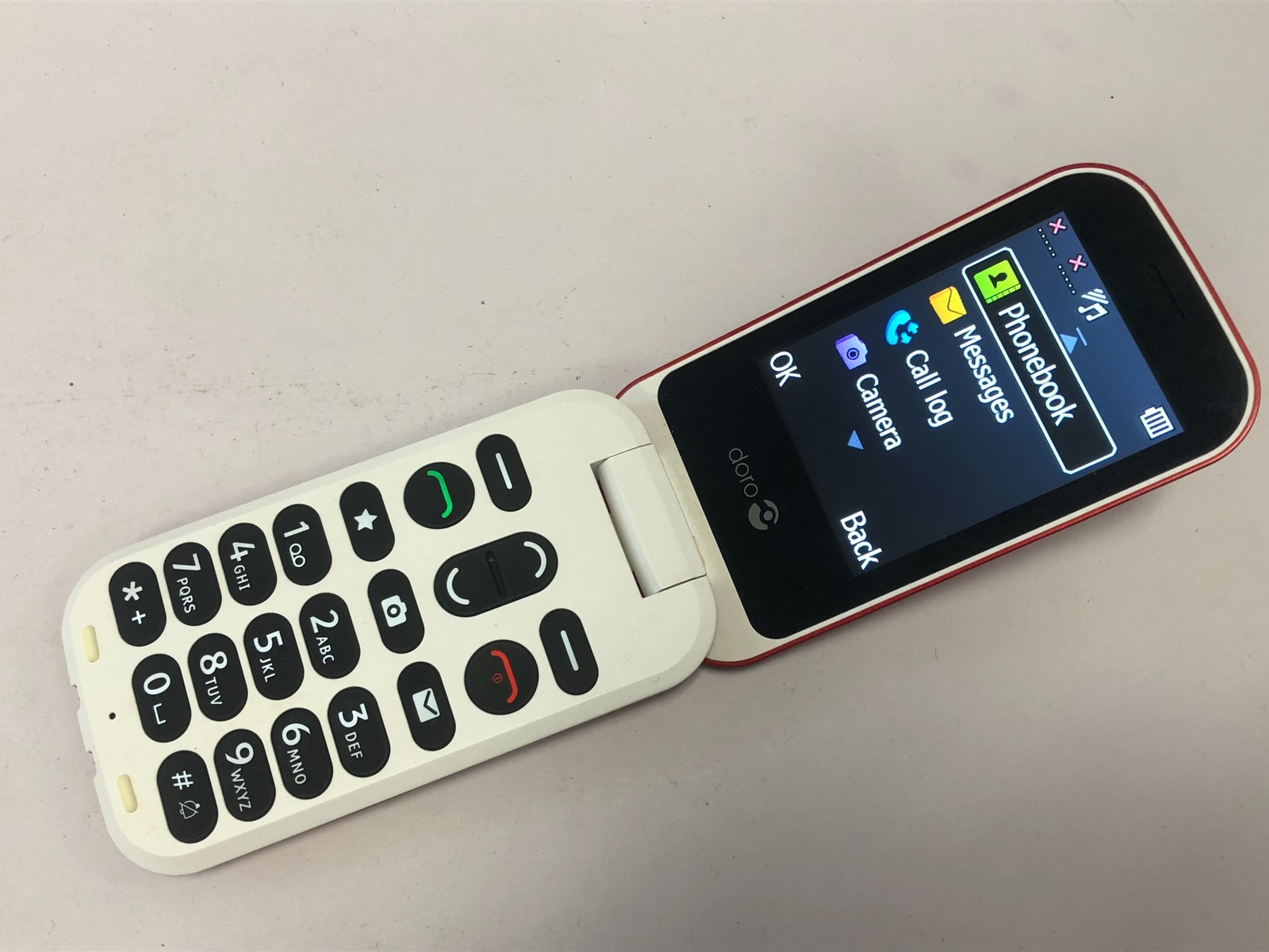 Doro 6040 DFC0240 4GB Red (Unlocked) Mobile Phone Flip Fold DUAL