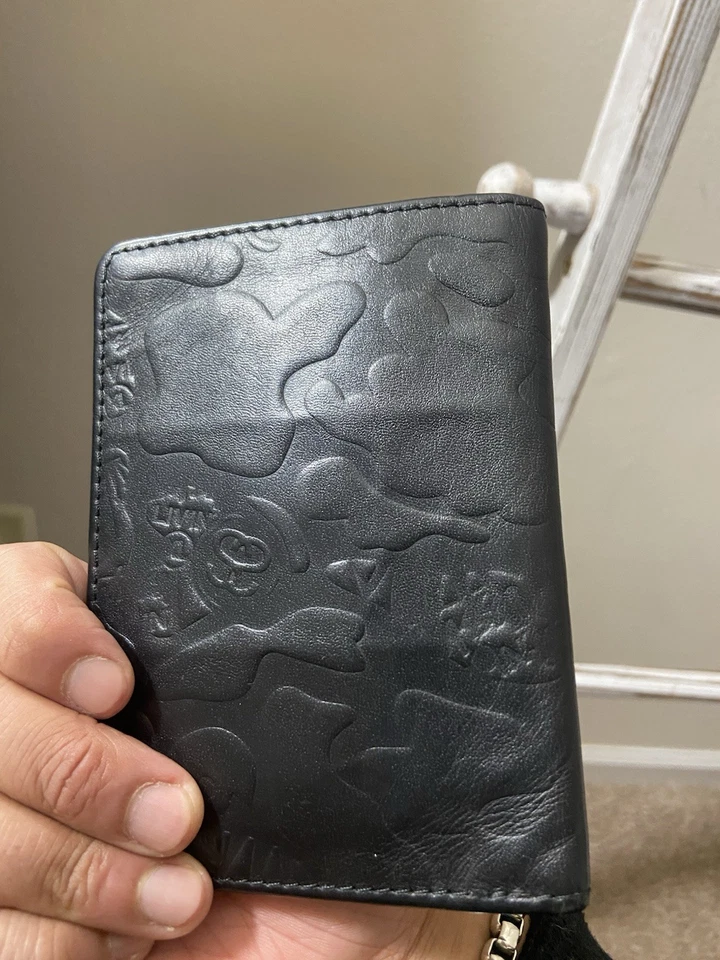 Stussy Livin’ Vintage Large Cloud Design Black Embossed Leather Wallet Excellent - Изображение 4 из 4
