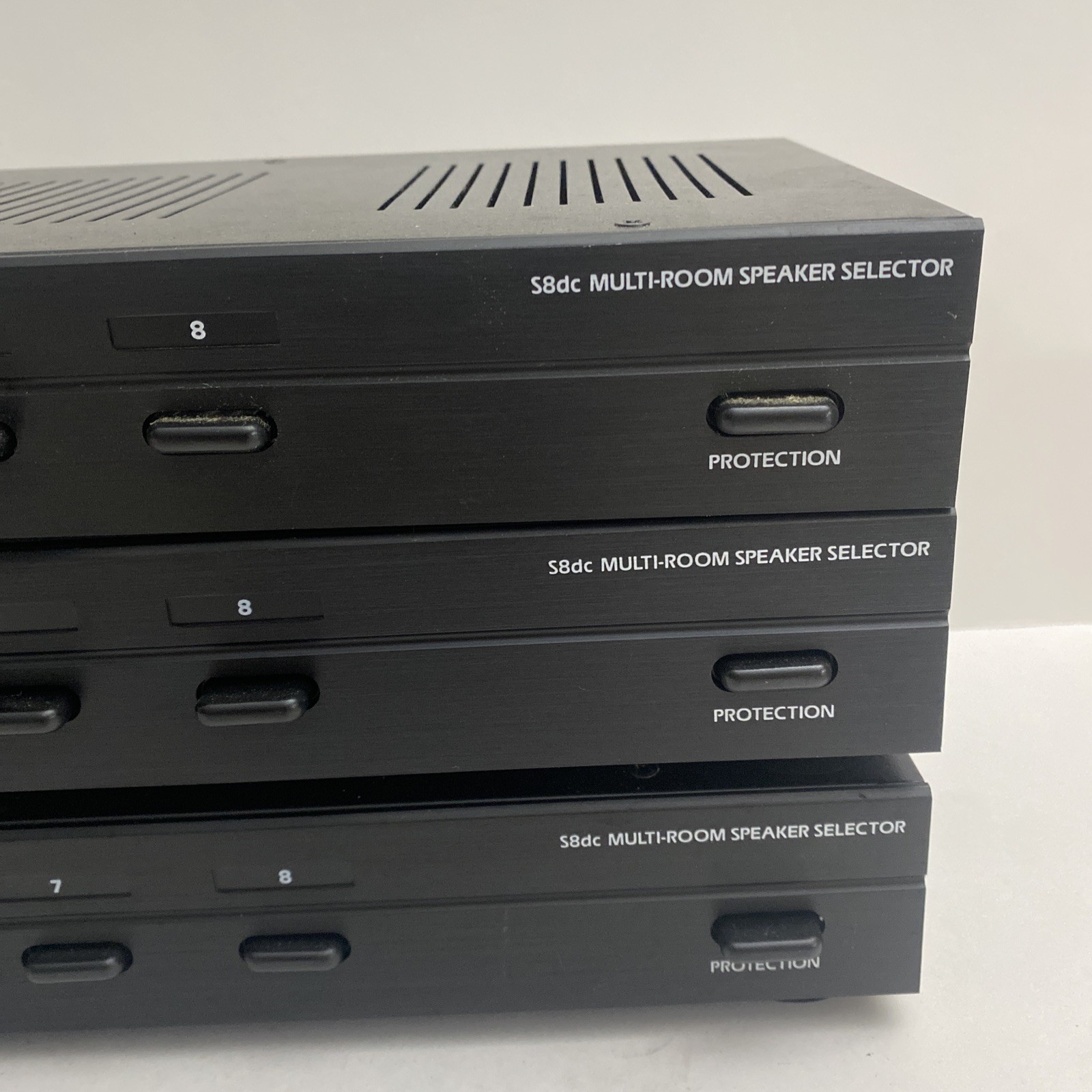 Selectaar Lot Of 3 SpeakerCraft S8dc 8 Zone Multi-Room Speaker Selector Switcher ...