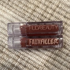 Huda Beauty Faux Filler Lip Gloss Bombshell Shade 3.3 ml / 0.11 fl oz