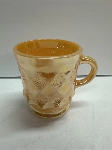 Vintage Anchor Hocking Fire King Kimberly Diamond Peach Luster Coffee Mug T-v