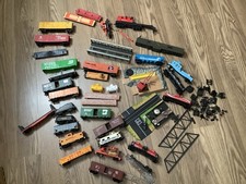 LOT of 20 HO Scale Train Cars And Accessories. Various Makers Read