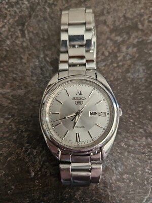 Seiko 5 Automatic 7S26-0430 Silver Dial Day Date Watch. See