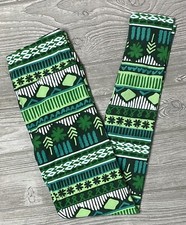 NEW LuLaRoe OS St Patrick  s Day Leggings Green White Shamrocks Clover One Size
