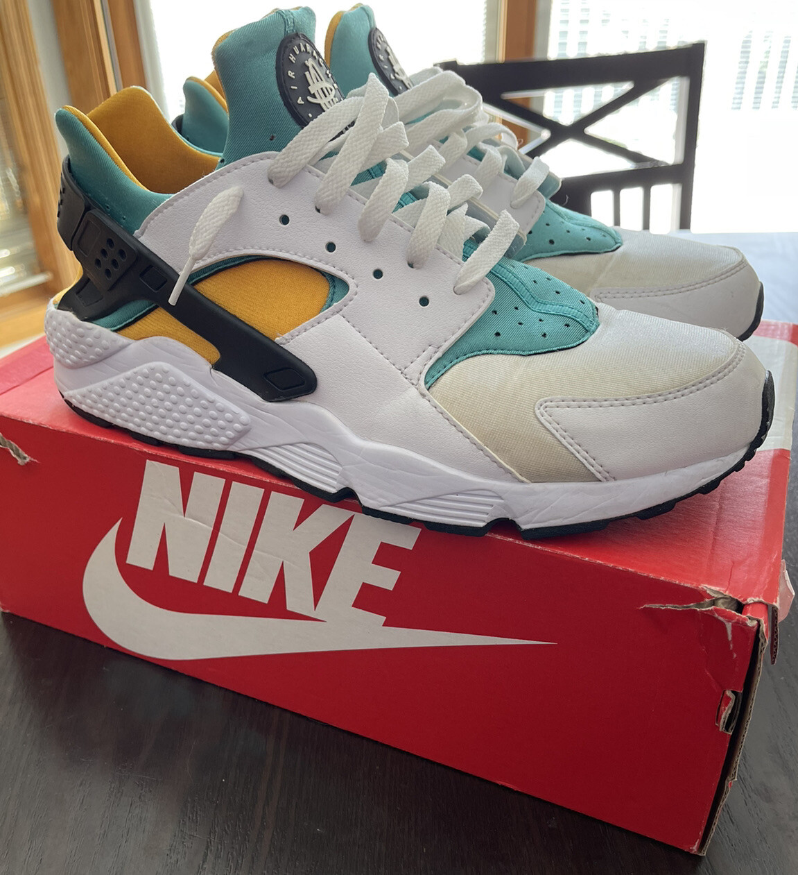 Size 12 Nike Air Huarache White Turquoise Gold 14 For Sale Online Ebay