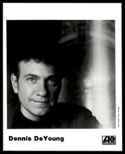 DENNIS DeYOUNG Atlantic Records B&W Publicity Press Promotional Photograph Styx