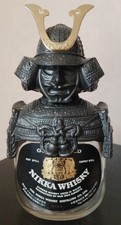 Nikka Whisky Whisky 70 cl 43% bouteille décorative samouraï armure