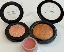 Mac Gold Deposit, Bare Minerals Peach Glow, RMS Vogue Rose lip to Cheek