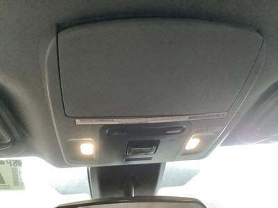 Used Front Upper Center Console fits: 2021 Toyota Camry roof w/o sunroof 7`` tou