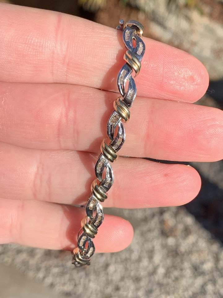 9ct yellow & white gold baguette & round cut diamond exceptional large bracelet - Image 3 of 4