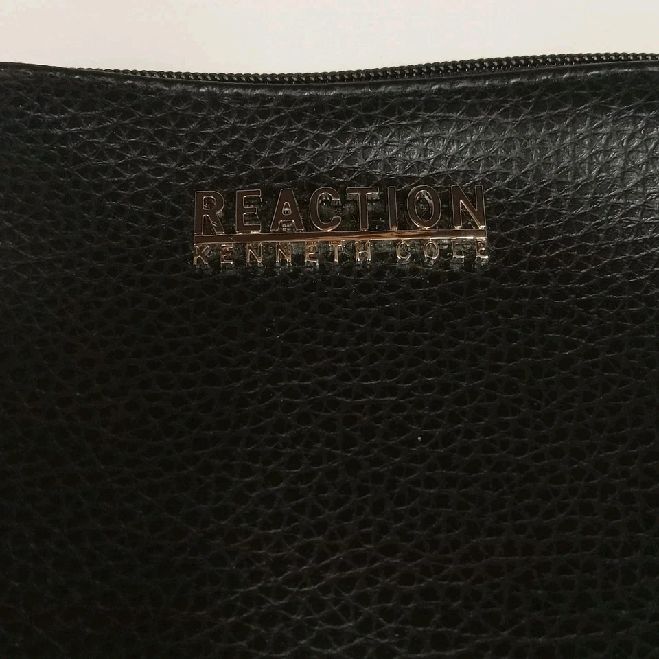 Muñequera Kenneth Cole Negro Llave Monedero Portatarjetas Poli Vinilo Foto 3 de 4