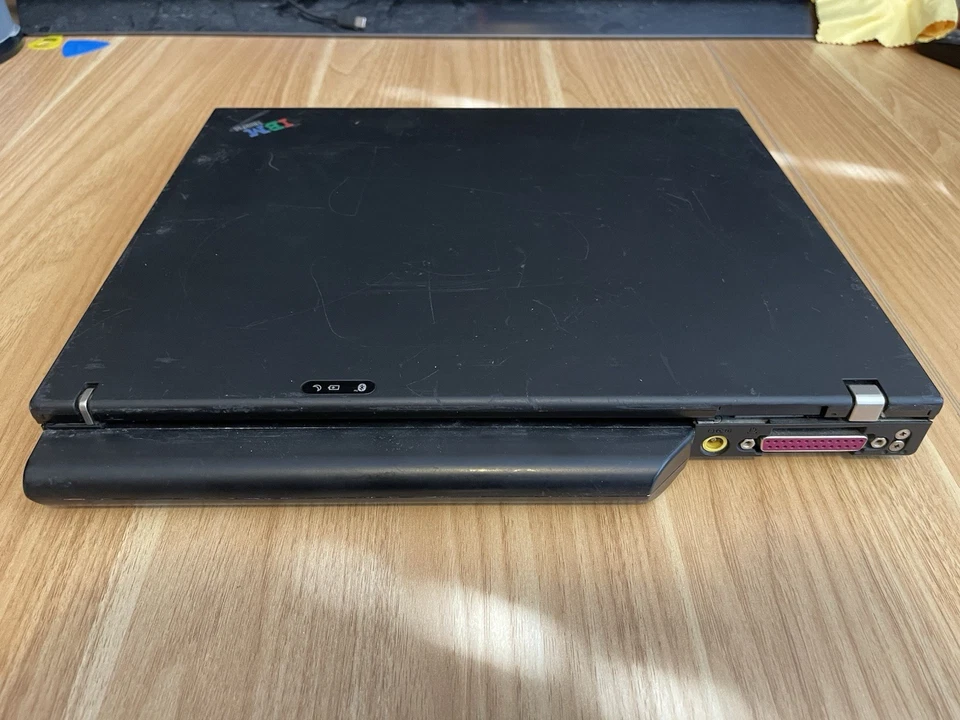 "Laptop IBM ThinkPad T41P 14"" para piezas/reparación como está" Foto 4 de 4