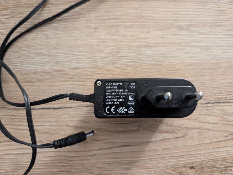 Original AVM Fritzbox Netzteil 311P0W068 12 V