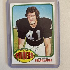 Phil Villapiano  1976 Topps #198 Oakland Raiders / Bowling Green Nicely Centered
