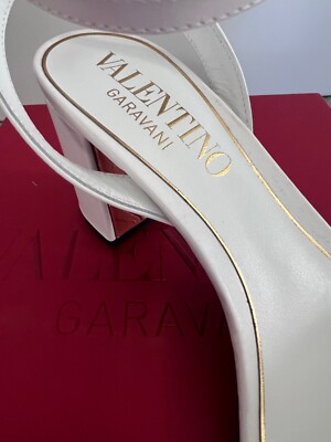NIB Valentino Garavani Vlogo Leather Block-heel Sandals NIB Valentino Garavani Vlogo Leather Block-heel Sandals