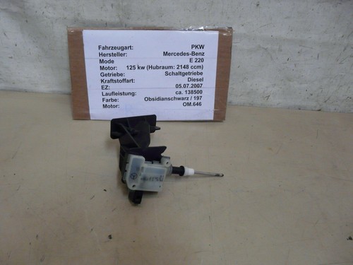 Mercedes Benz E220 W211 Tankklappe Stellmotor ZV A2038201997