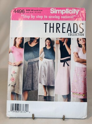 Pattern Misses Skirts in Two Lengths Size 6-14 Simplicity 4496