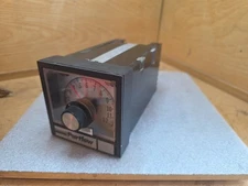 Partlow 76BB, 94K01096 - Type K Temperature Controller