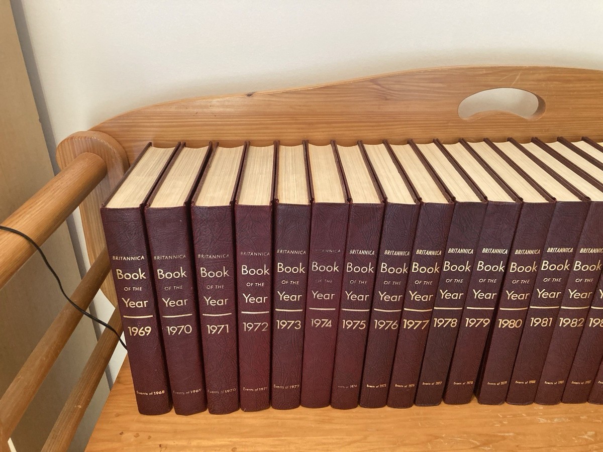 Encyclopedia Britannica Book of the Year 1969-1992 | eBay