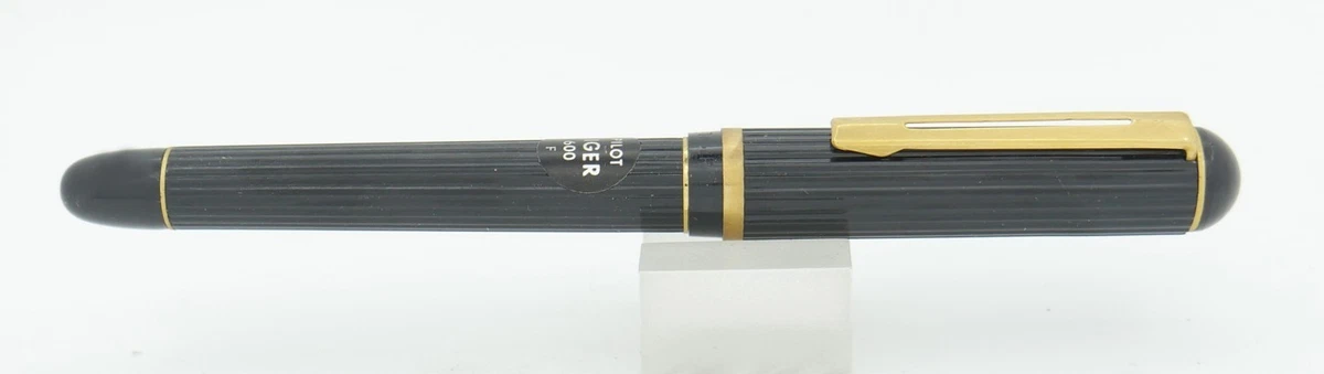 Pilot Tiger 600 Black Fluted & Gold Fountain Pen - Fine Nib - 1970's -New