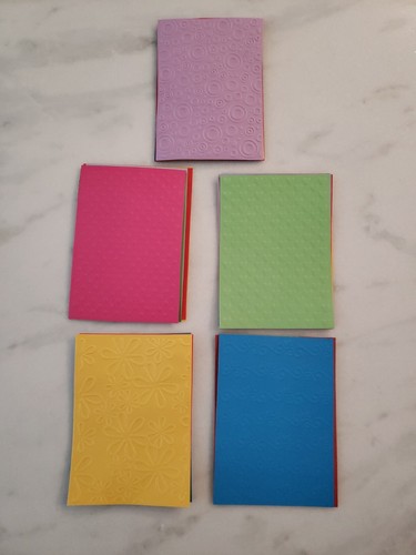 Embossed Cardstock. Qty 25. (V1) - 第 1/11 張圖片