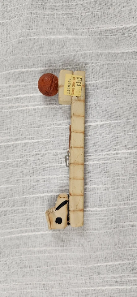 Letrero de escritorio de baloncesto Yankee Candle Co I Love decoración de acento letrero deportivo entrenador de colección Foto 4 de 4