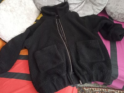 NICE PRETTY LITTLE THING WARM FLEECY BLACK JACKET,SIZE 8/M,USED CONDITION,VGC