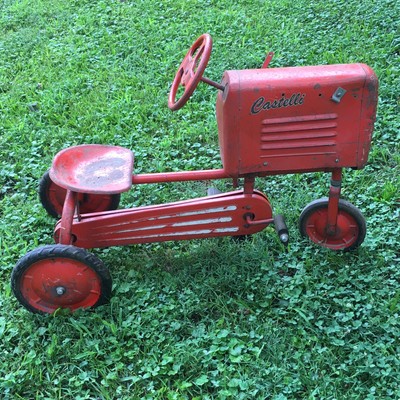 castelli pedal tractor