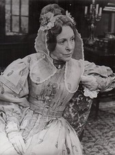 FOTO CINEMA ORIGINALI DI SCENA A04 - MOGLI E FIGLIE