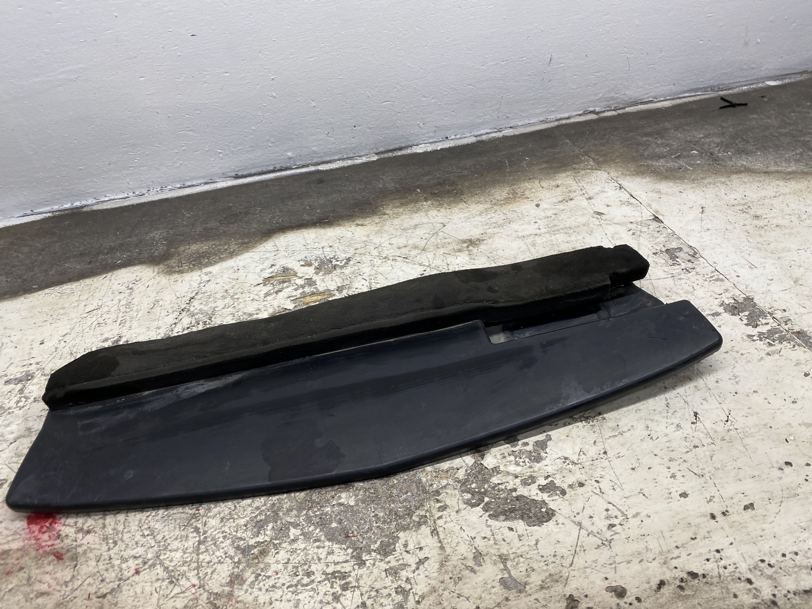 2010-2020 BENTLEY MULSANNE OEM FRONT LOWER BUMPER SHIELD GUARD PANEL 340121674
