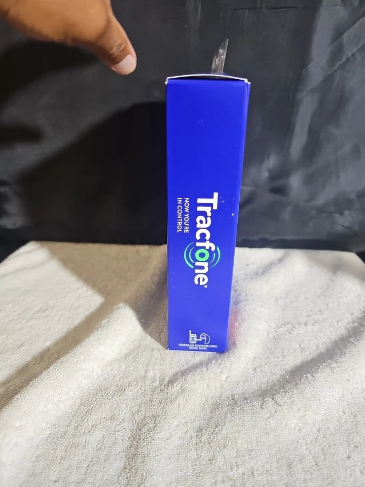 Alcatel MyFlip - 4GB Black Smartphone - Image 3 of 4