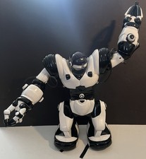 WowWee Robosapien V1 Robot w/Remote   Tested   14  Tall