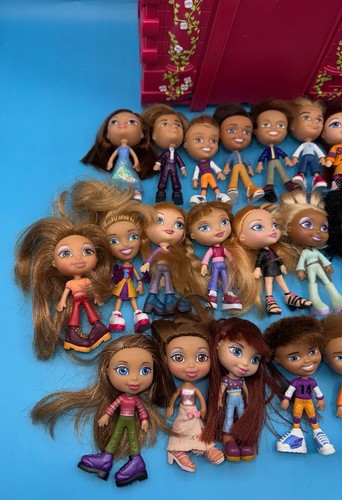 2003 Secret Central High Fold Out Schoolhouse Dolls Hasbro Huge Lot! - Picture 7 of 24