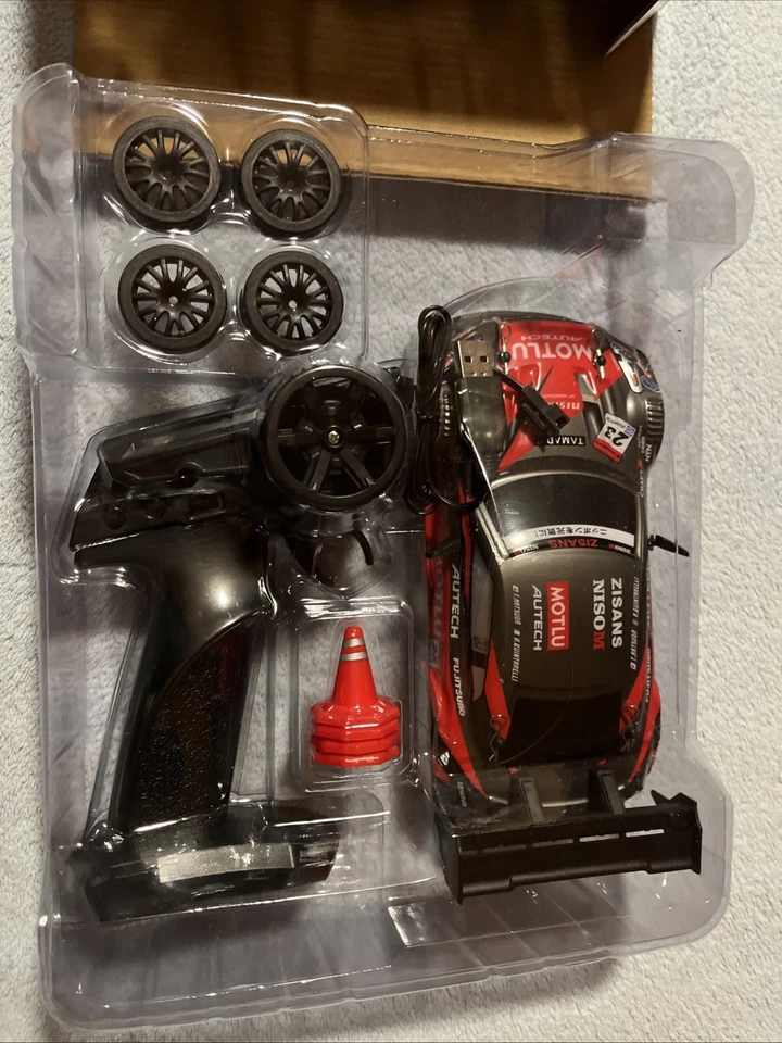 1/24 Fernsteuerung Drift Auto 4WD RC 2.4G 30 KM H High Speed Rennauto Spielzeug - Bild 4 von 4