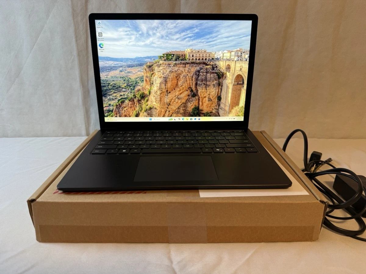 【新古品】Surface Laptop 13インチ 16GB 512GB Amazon.co.jp: マイクロソフト Office無し 法人向け Surface Laptop